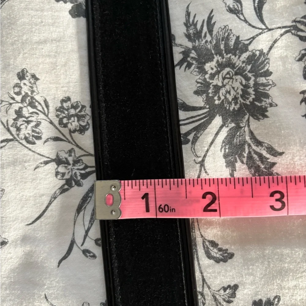 Banana republic leather Black Belt - Picture 5 of 5